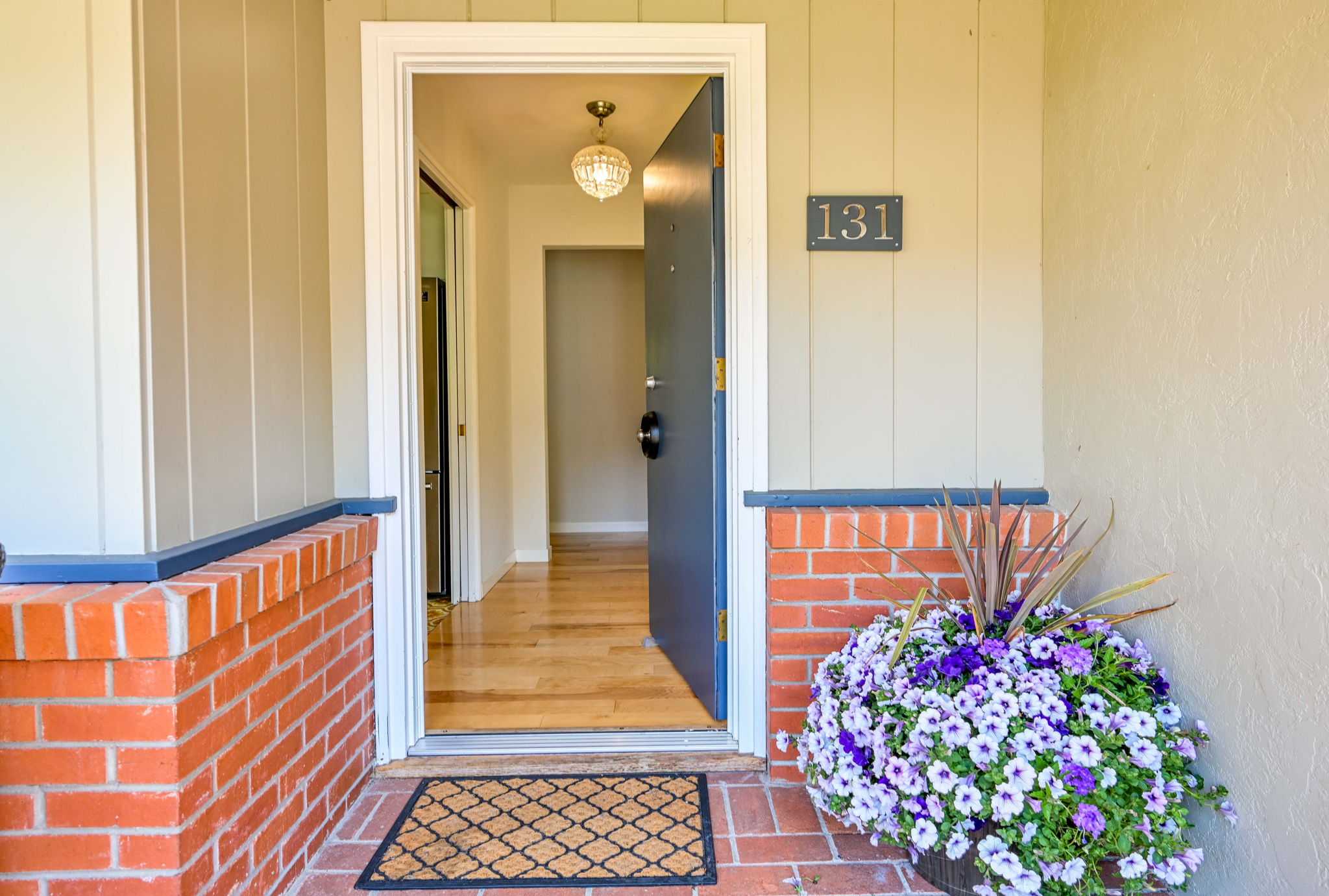 131 Green St, Martinez, CA 94553, US Photo 5