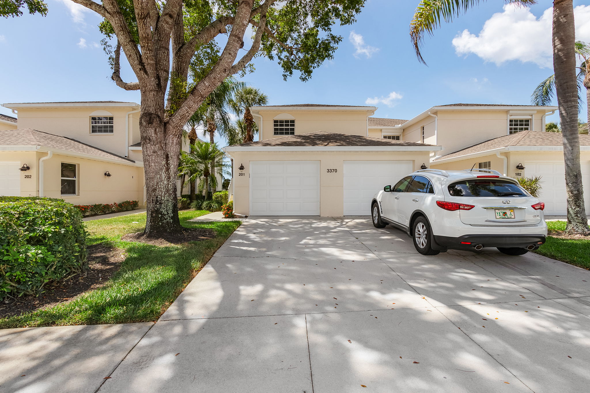 3370 W Crown Pointe Blvd, Naples, FL 34112 VisualPRO Photography