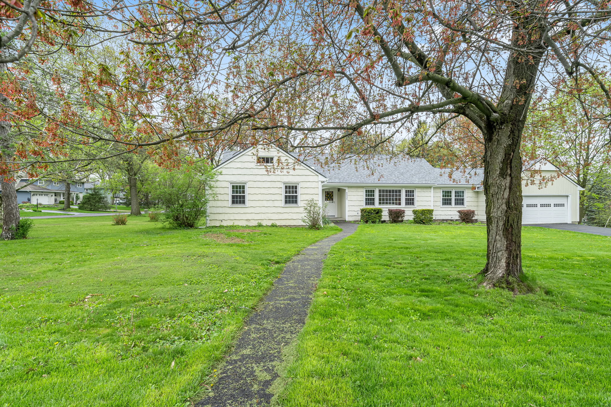 2537 Hilltop Rd, NY 12309 FarleyPierson