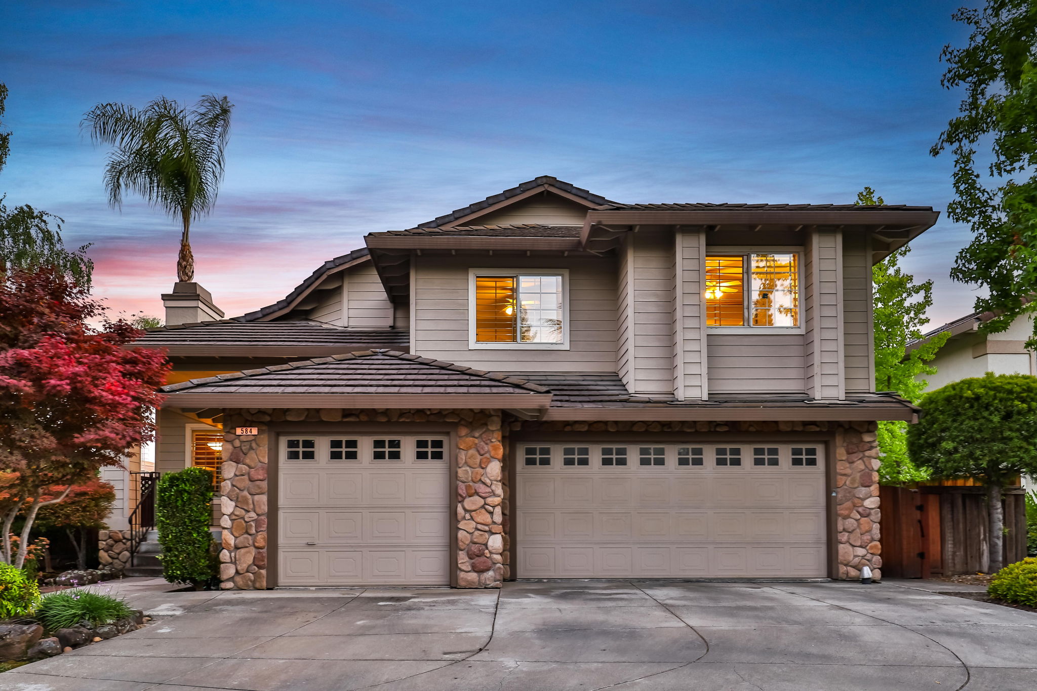 584 Grimsby Ln, Danville, CA 94506, USA Photo 1