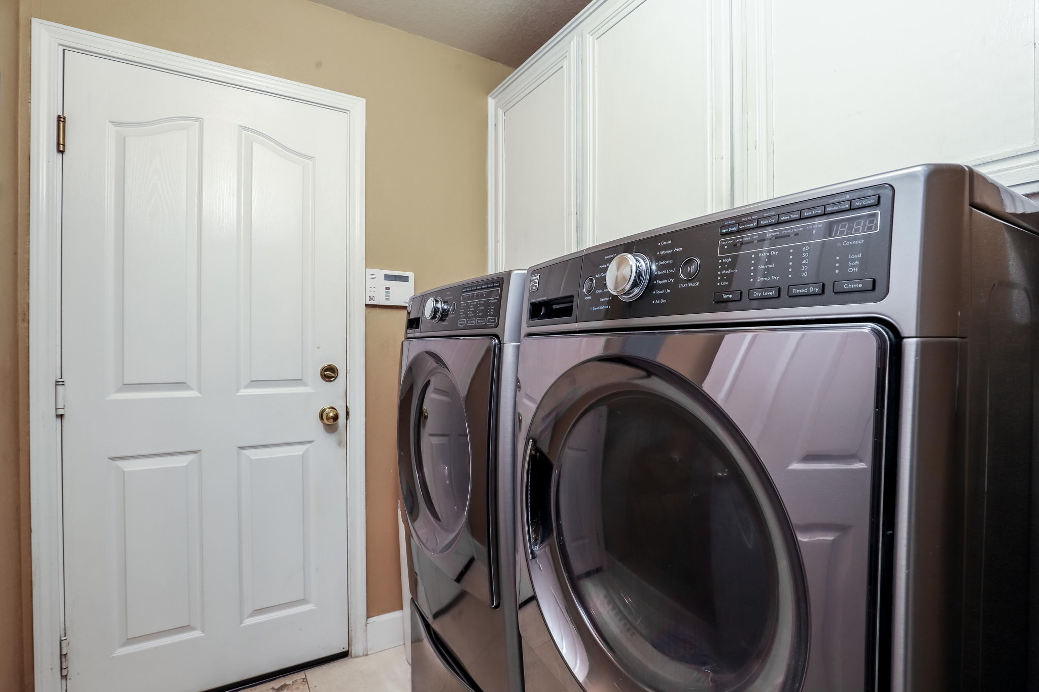 584 Grimsby Ln, Danville, CA 94506, USA Photo 27