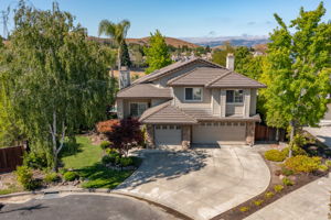 584 Grimsby Ln, Danville, CA 94506, USA Photo 4