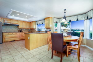 584 Grimsby Ln, Danville, CA 94506, USA Photo 12