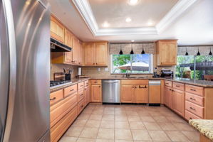 584 Grimsby Ln, Danville, CA 94506, USA Photo 14