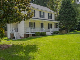 4717 Sinclair Dr, Raleigh, NC 27616, USA Photo 5