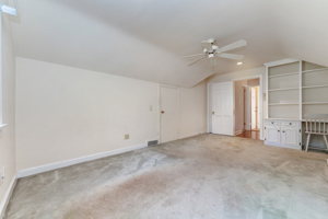 1078 Westbury Dr, Bethlehem, PA 18017, US Photo 26