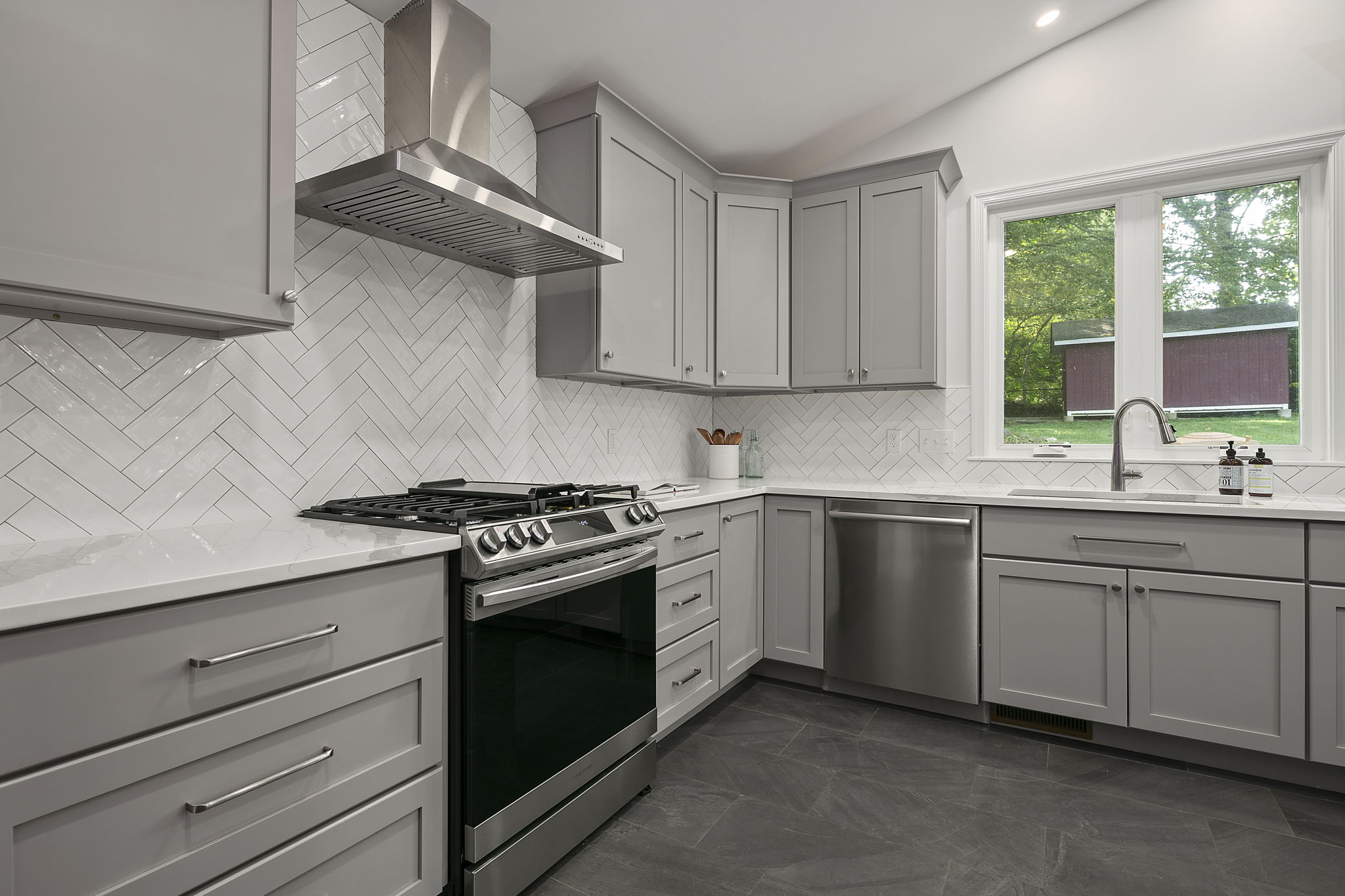 2304 Kimball Pl, Silver Spring, MD 20910, USA Photo 17