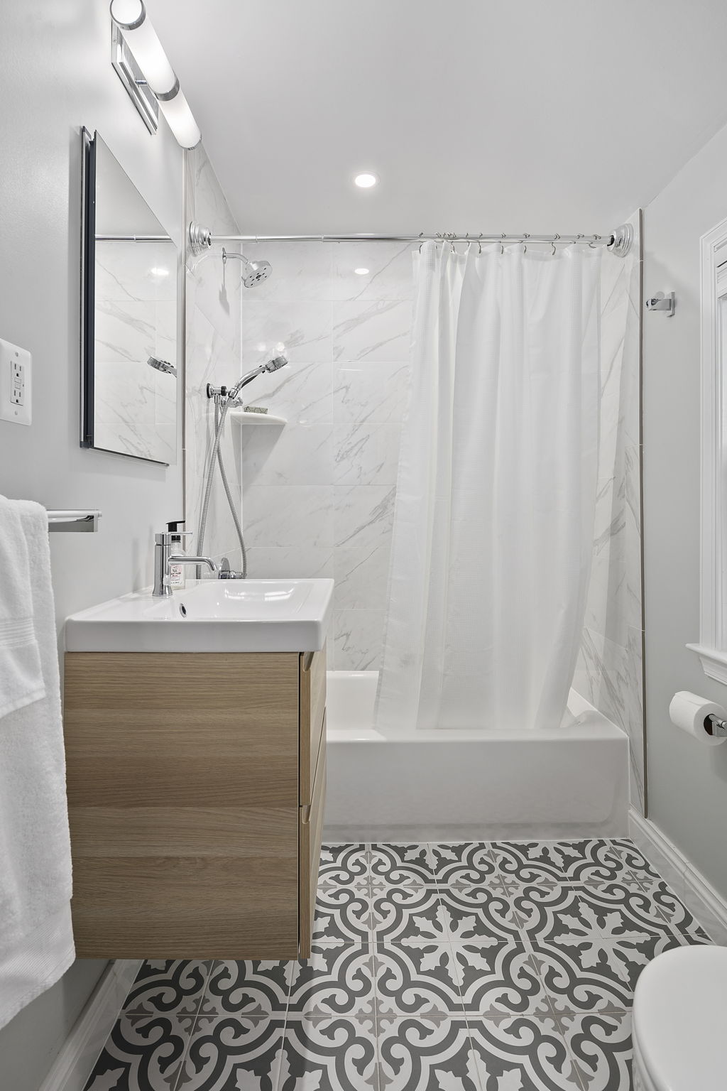 2304 Kimball Pl, Silver Spring, MD 20910, USA Photo 33