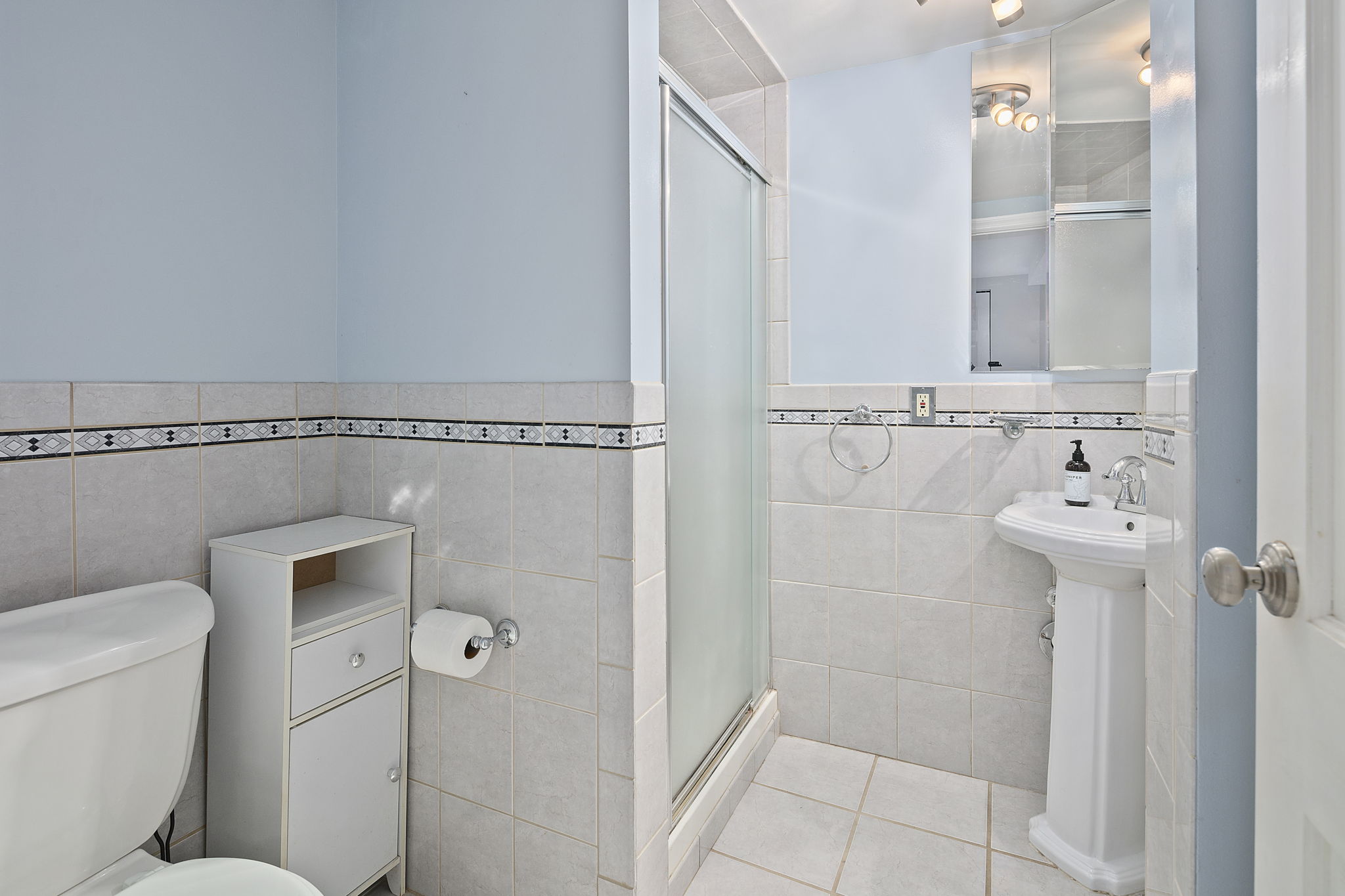 2304 Kimball Pl, Silver Spring, MD 20910, USA Photo 42