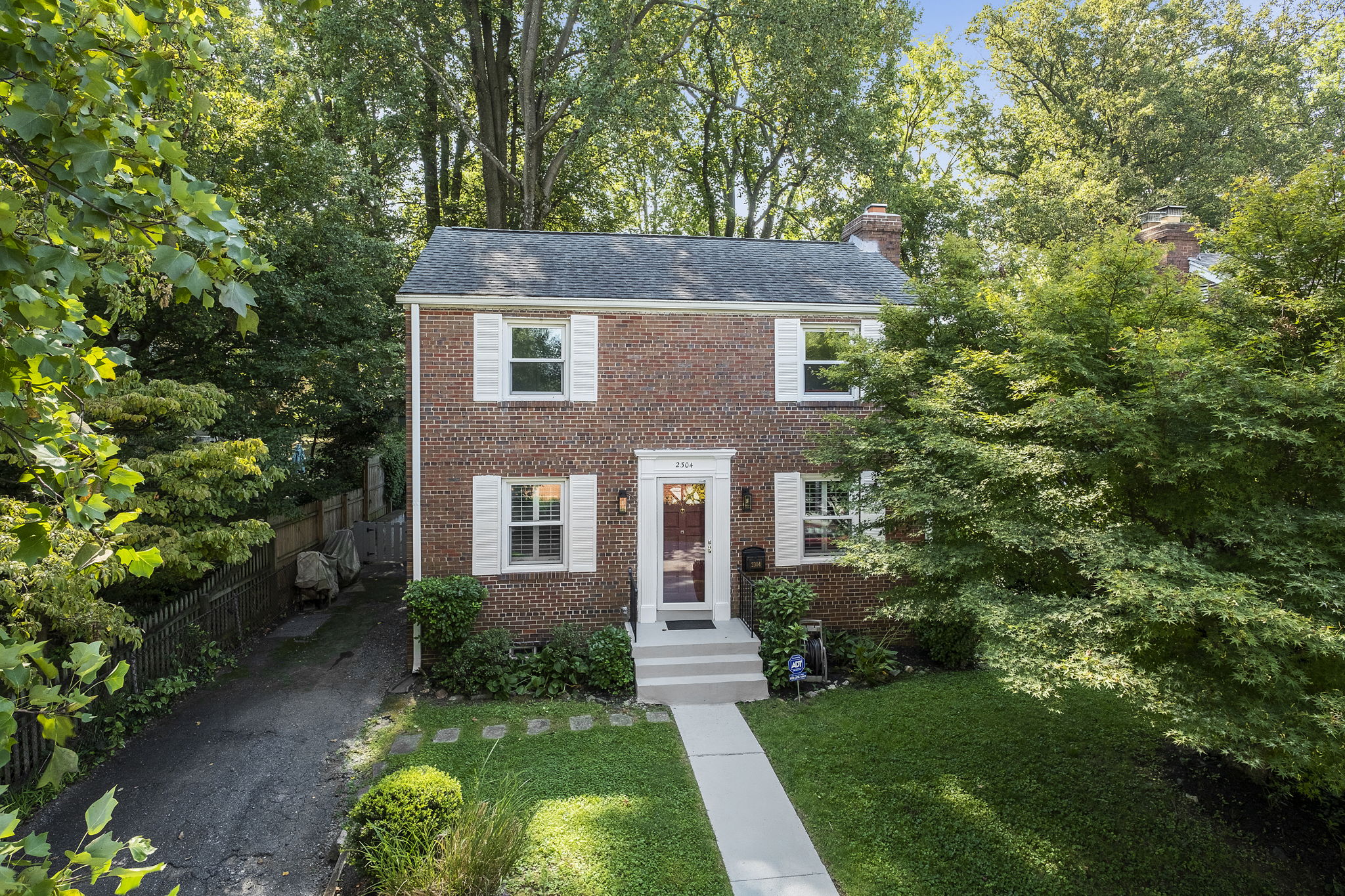 2304 Kimball Pl, Silver Spring, MD 20910, USA Photo 5