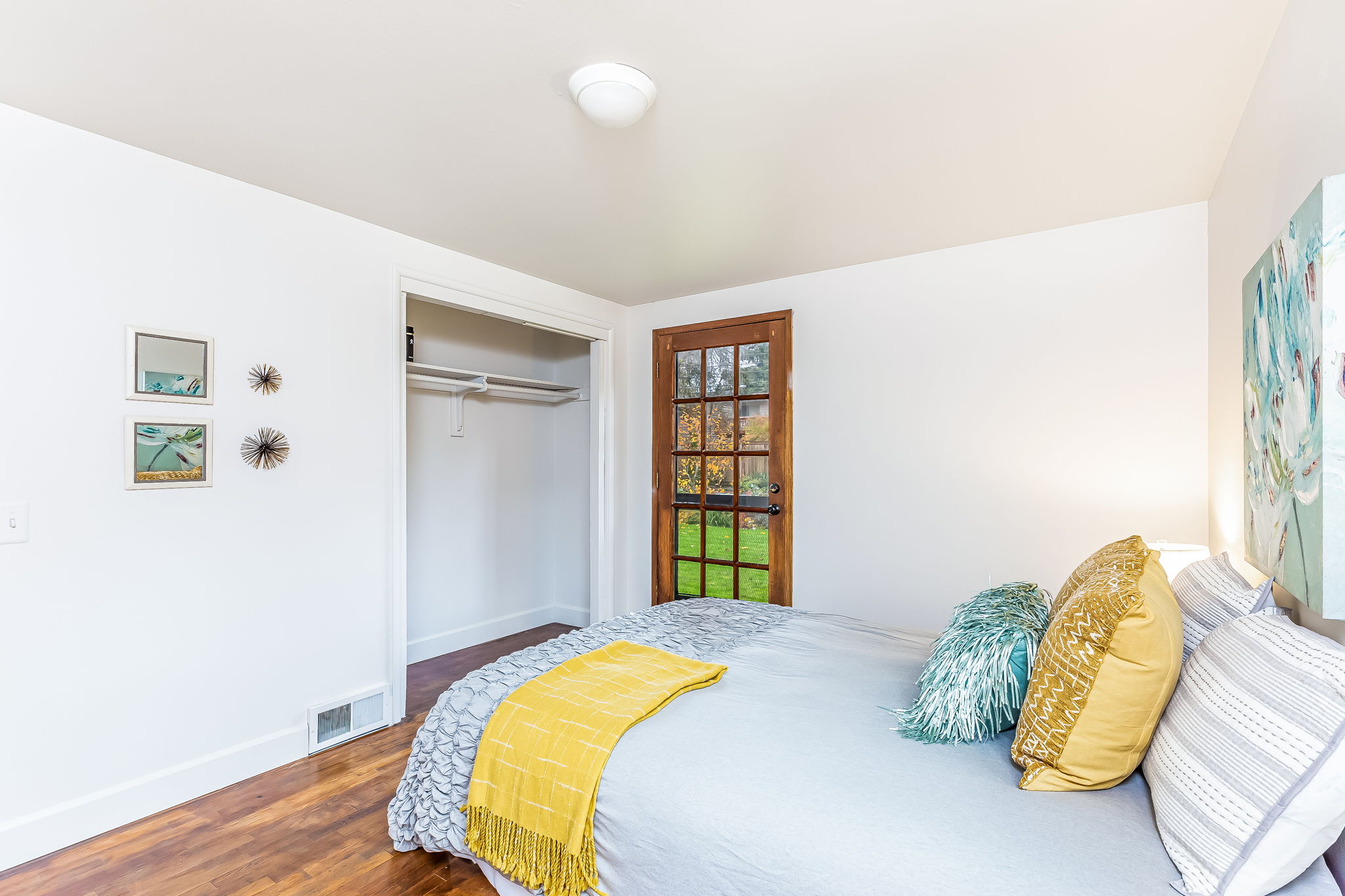 9444 26th Ave SW, Seattle, WA 98106, US Photo 15