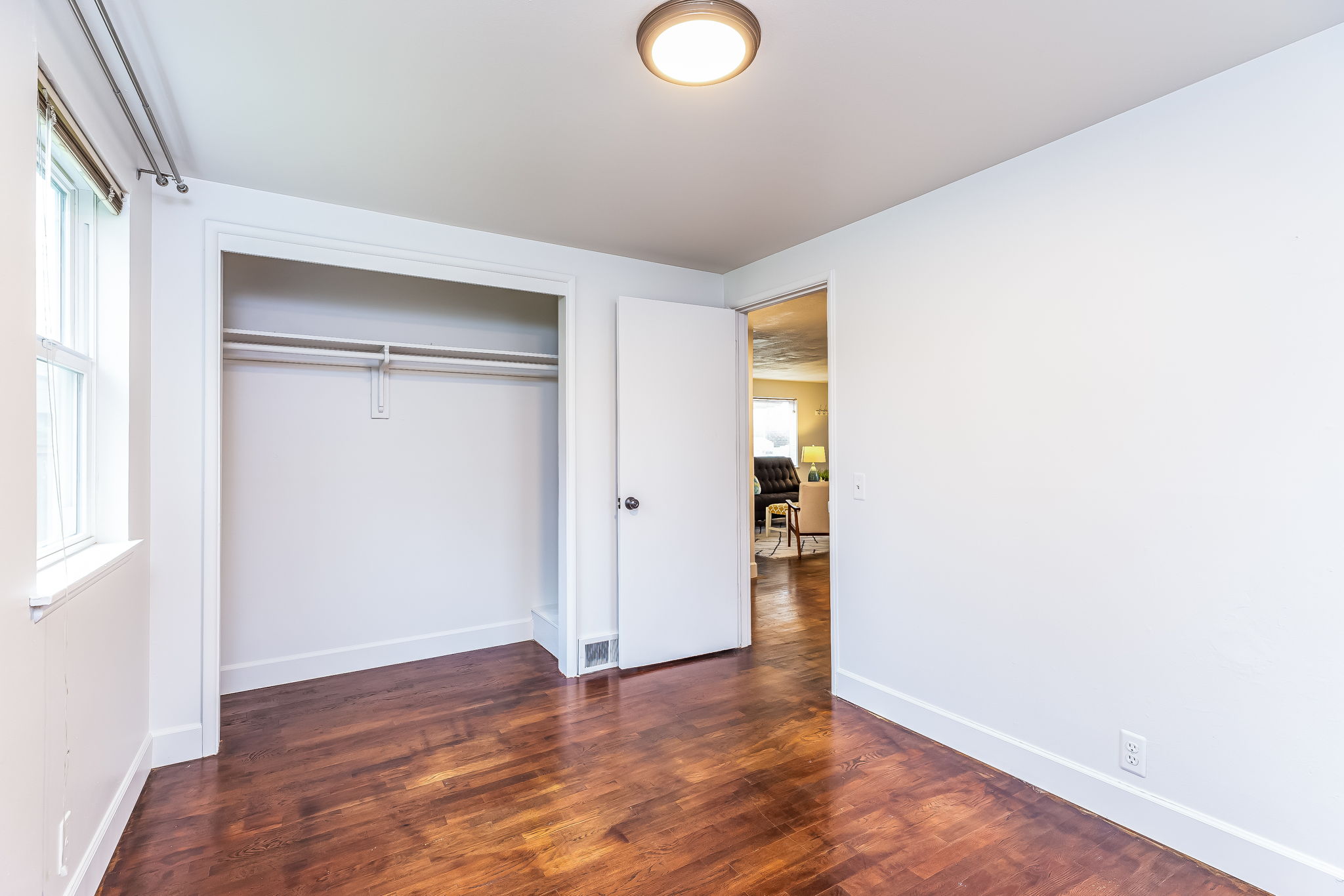 9444 26th Ave SW, Seattle, WA 98106, US Photo 18