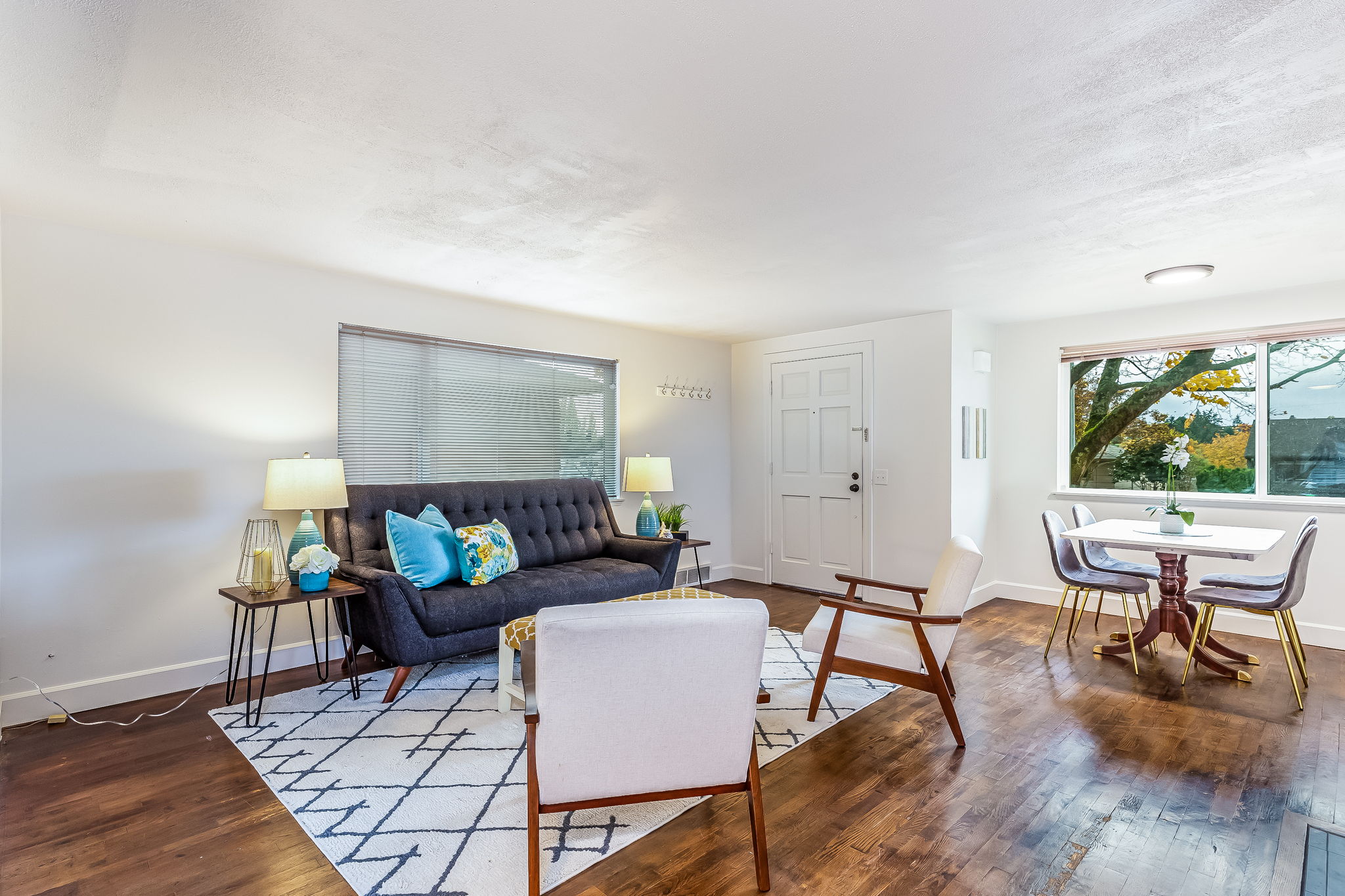 9444 26th Ave SW, Seattle, WA 98106, US Photo 6