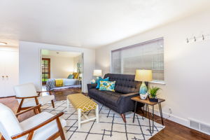 9444 26th Ave SW, Seattle, WA 98106, US Photo 3