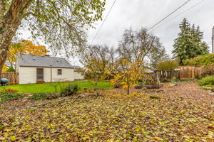 9444 26th Ave SW, Seattle, WA 98106, US Photo 28