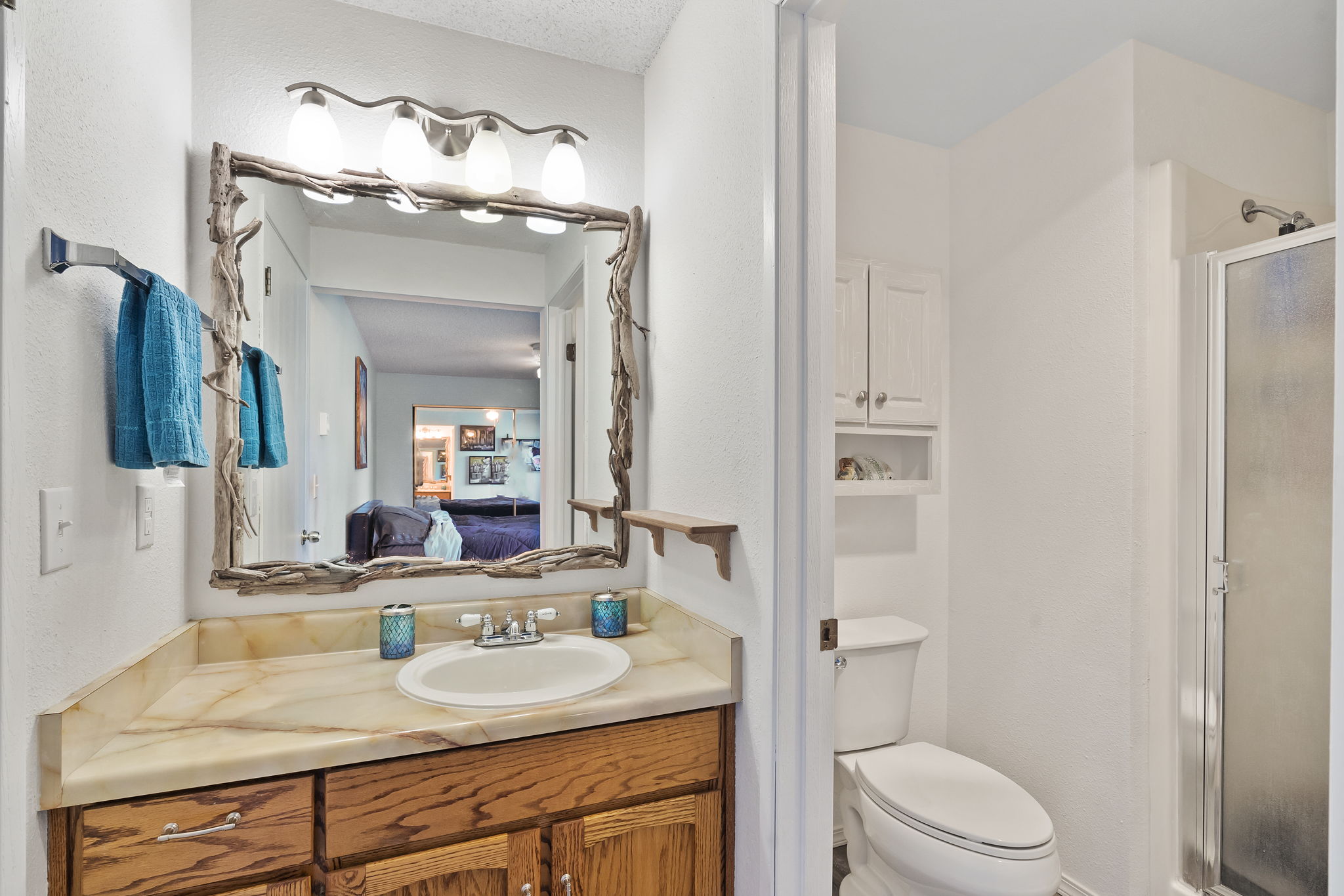 7304 Skyview Ln N, WA 98406 Dom Does Media