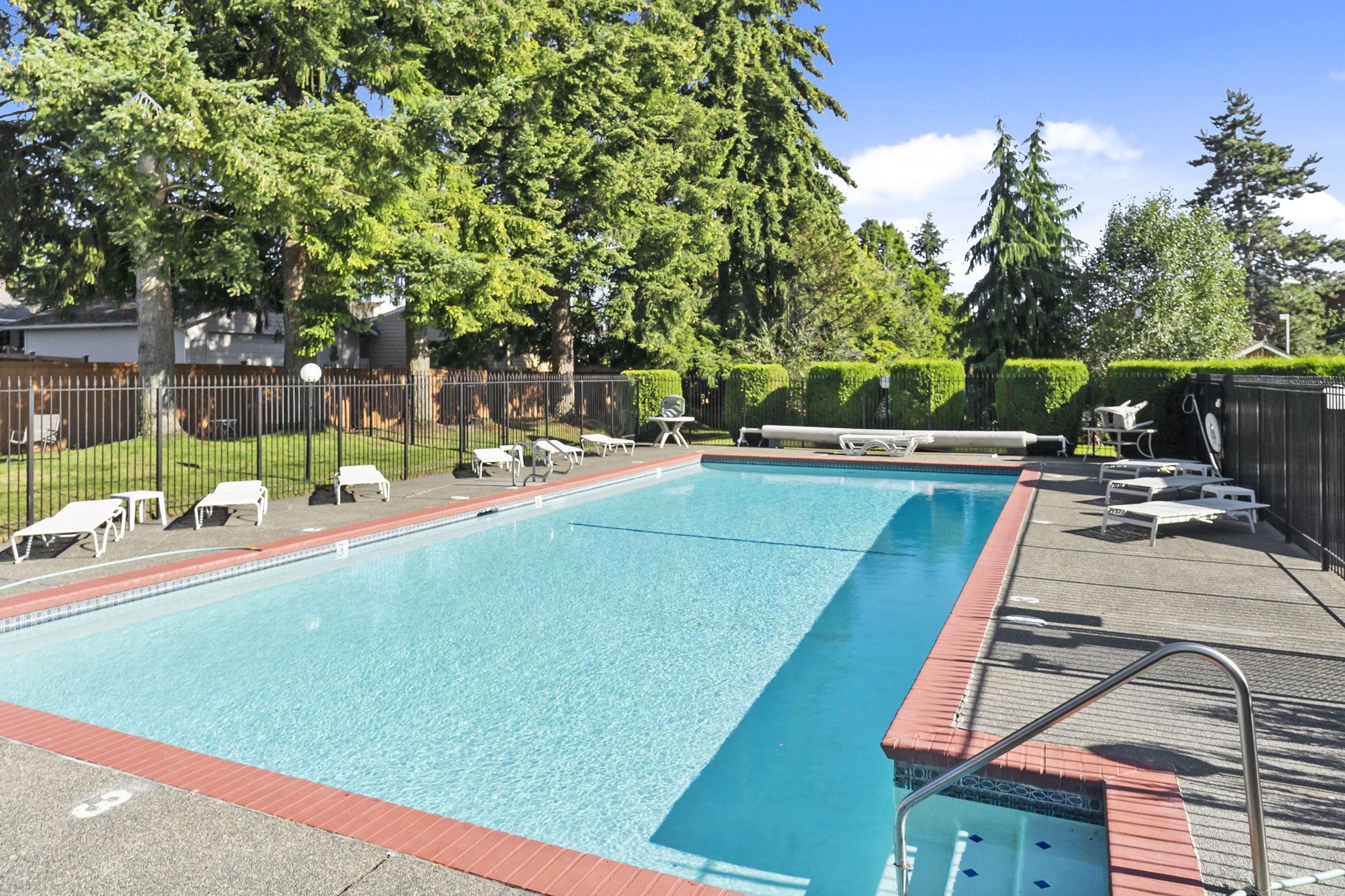 7304 Skyview Ln N, WA 98406 Dom Does Media