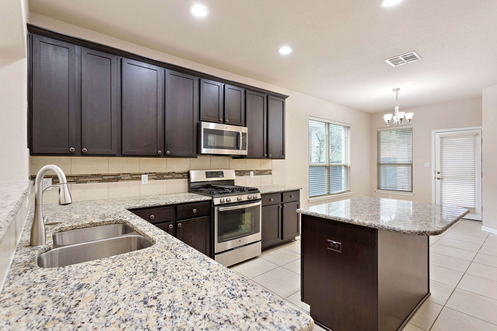 3451 Mayfield Ranch Blvd, Round Rock, TX 78681, USA Photo 10