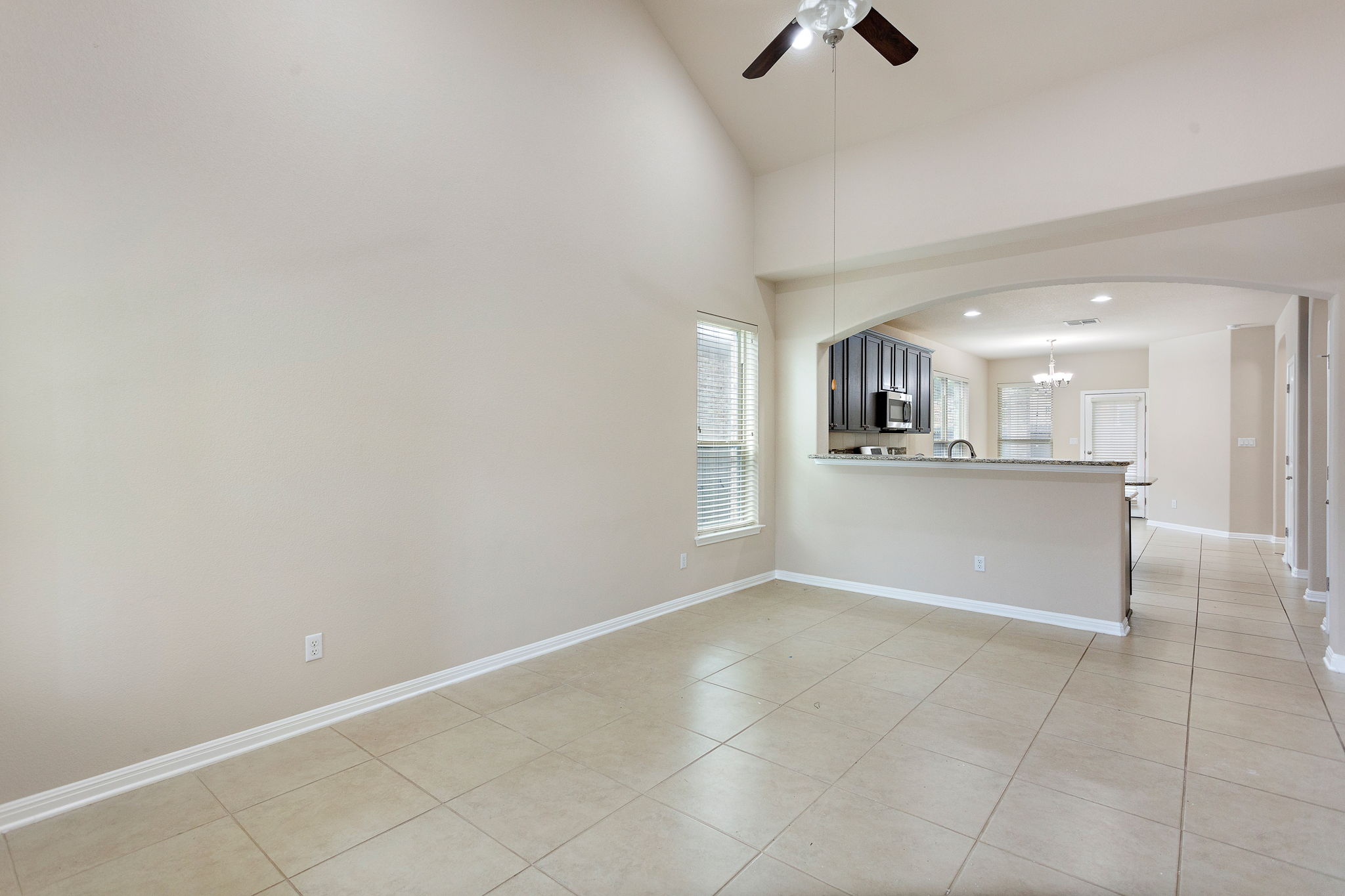 3451 Mayfield Ranch Blvd, Round Rock, TX 78681, USA Photo 4