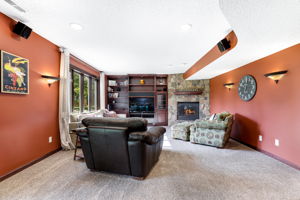 6652 Clearwater Creek Dr, Lino Lakes, MN 55038, USA Photo 32