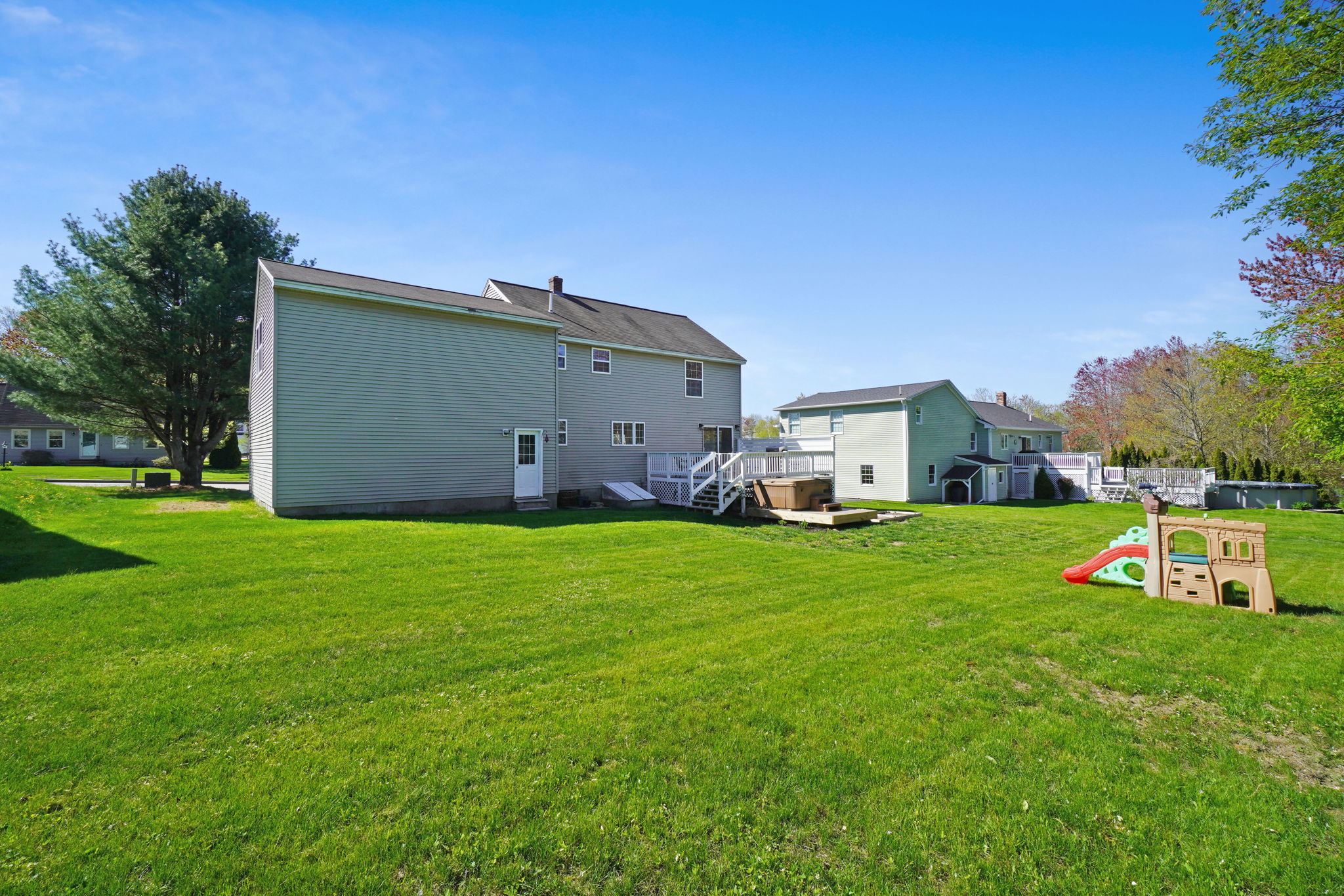 33 Shepherd Ln, Portland, ME 04103, US Photo 4