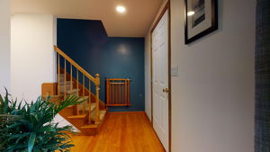 33 Shepherd Ln, Portland, ME 04103, US Photo 18