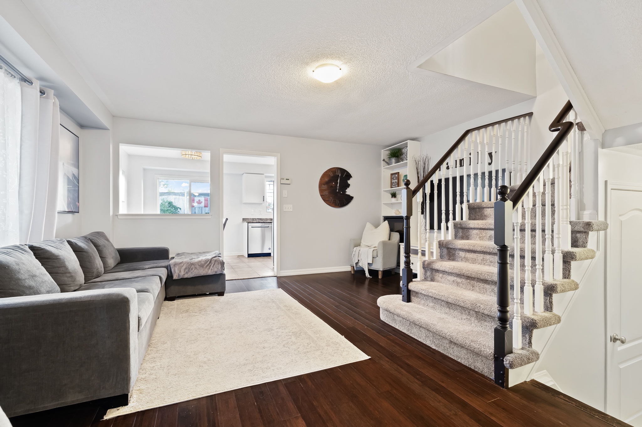 70 Tarquini Cres, Bolton, ON L7E 2Z5, CA Photo 7