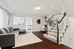 70 Tarquini Cres, Bolton, ON L7E 2Z5, CA Photo 6