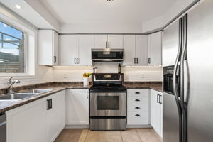 70 Tarquini Cres, Bolton, ON L7E 2Z5, CA Photo 14