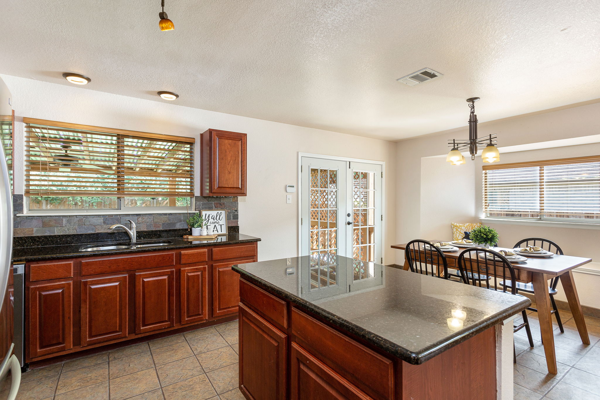 2317 Lauren Loop, Leander, TX 78641, USA Photo 13