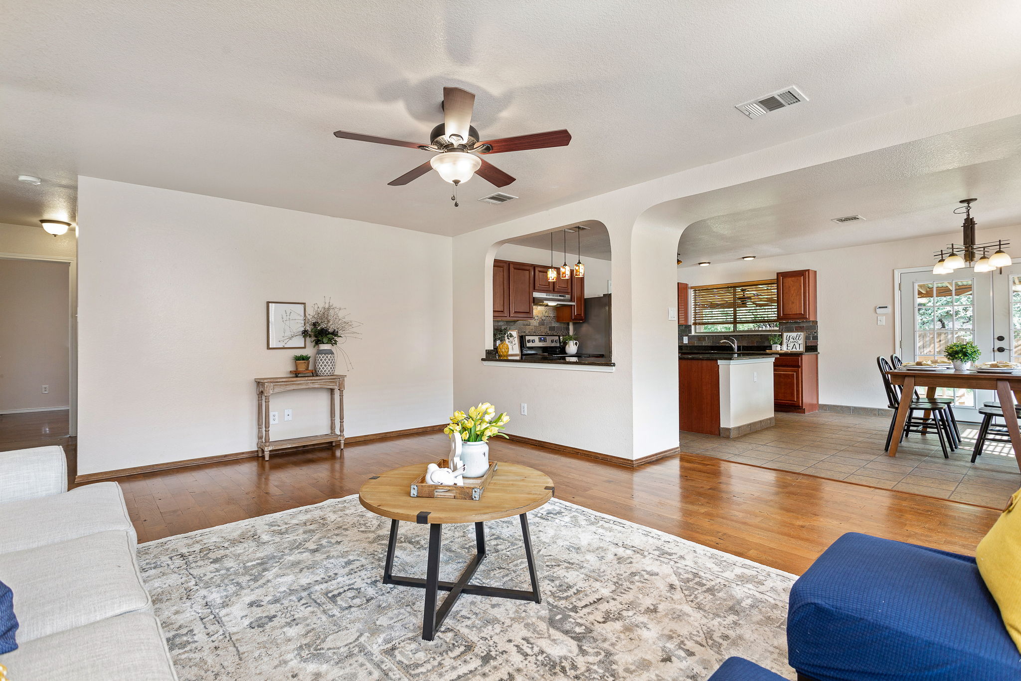 2317 Lauren Loop, Leander, TX 78641, USA Photo 5