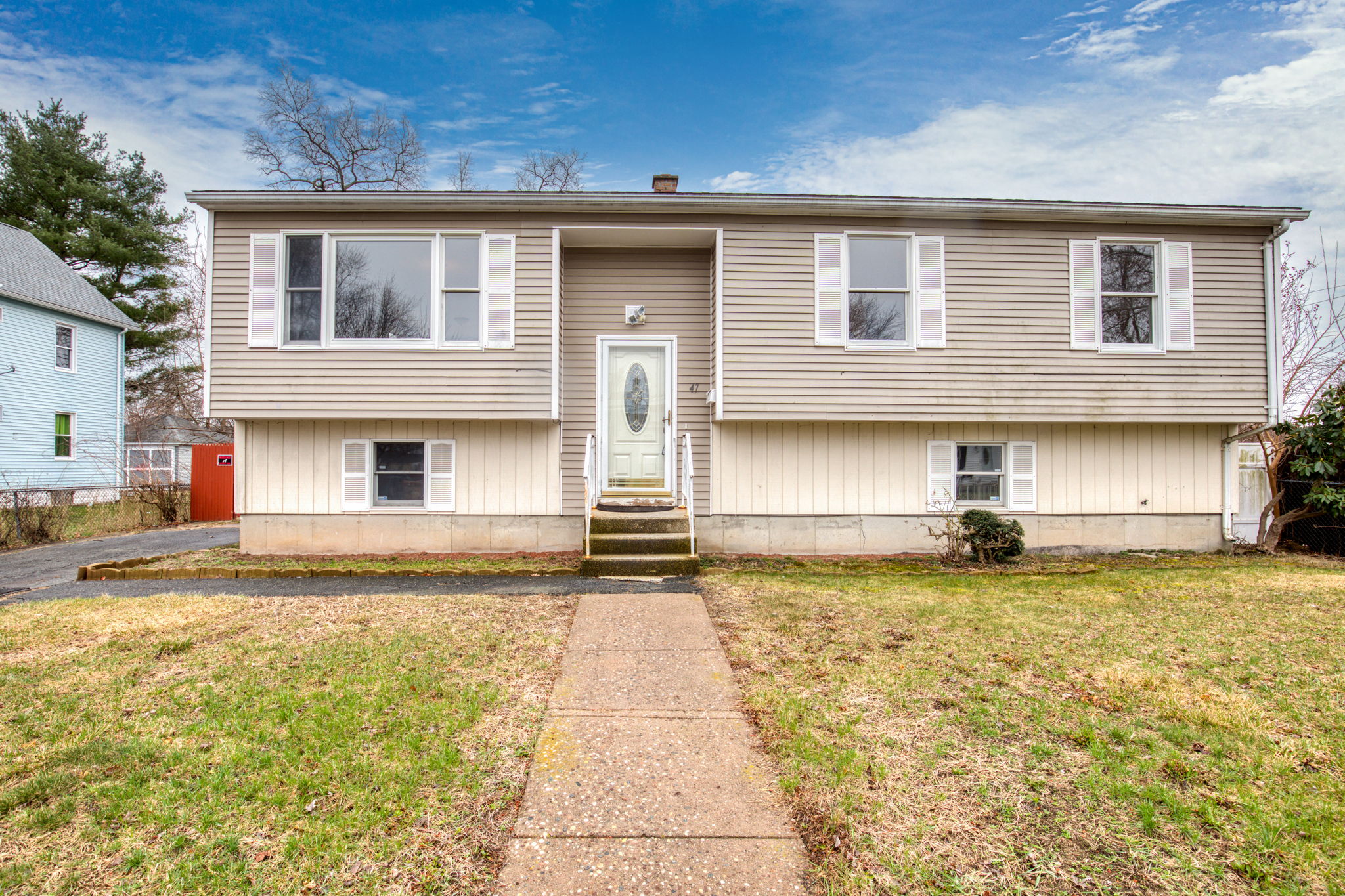47 Laurel St, Springfield, MA 01107 Seven Roads Real Estate Media