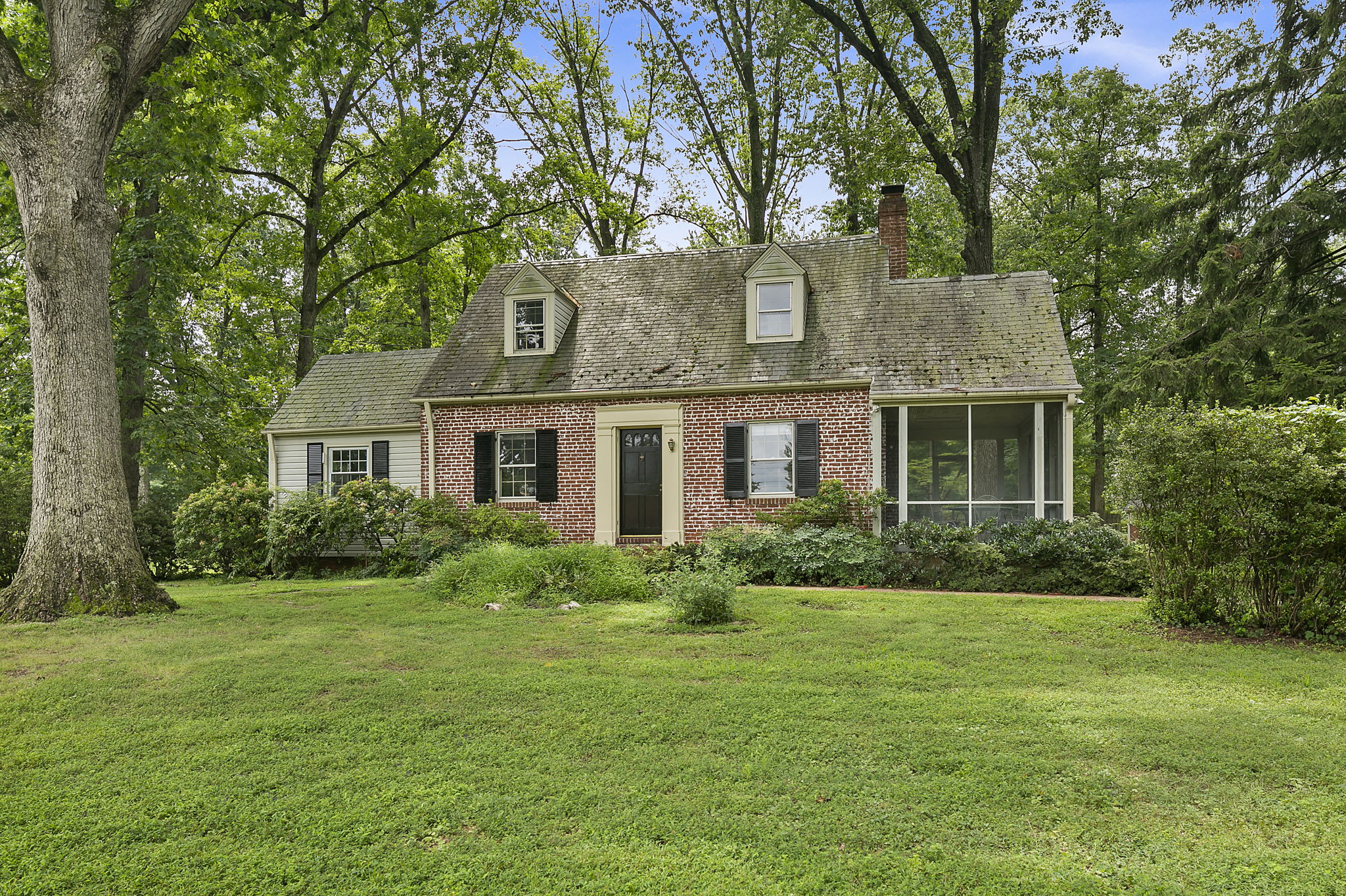 9102 Darnestown Rd, Rockville, MD 20850, US Photo 5
