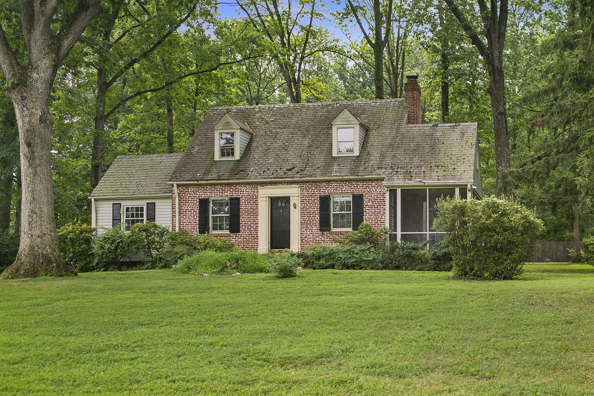 9102 Darnestown Rd, Rockville, MD 20850, US Photo 4