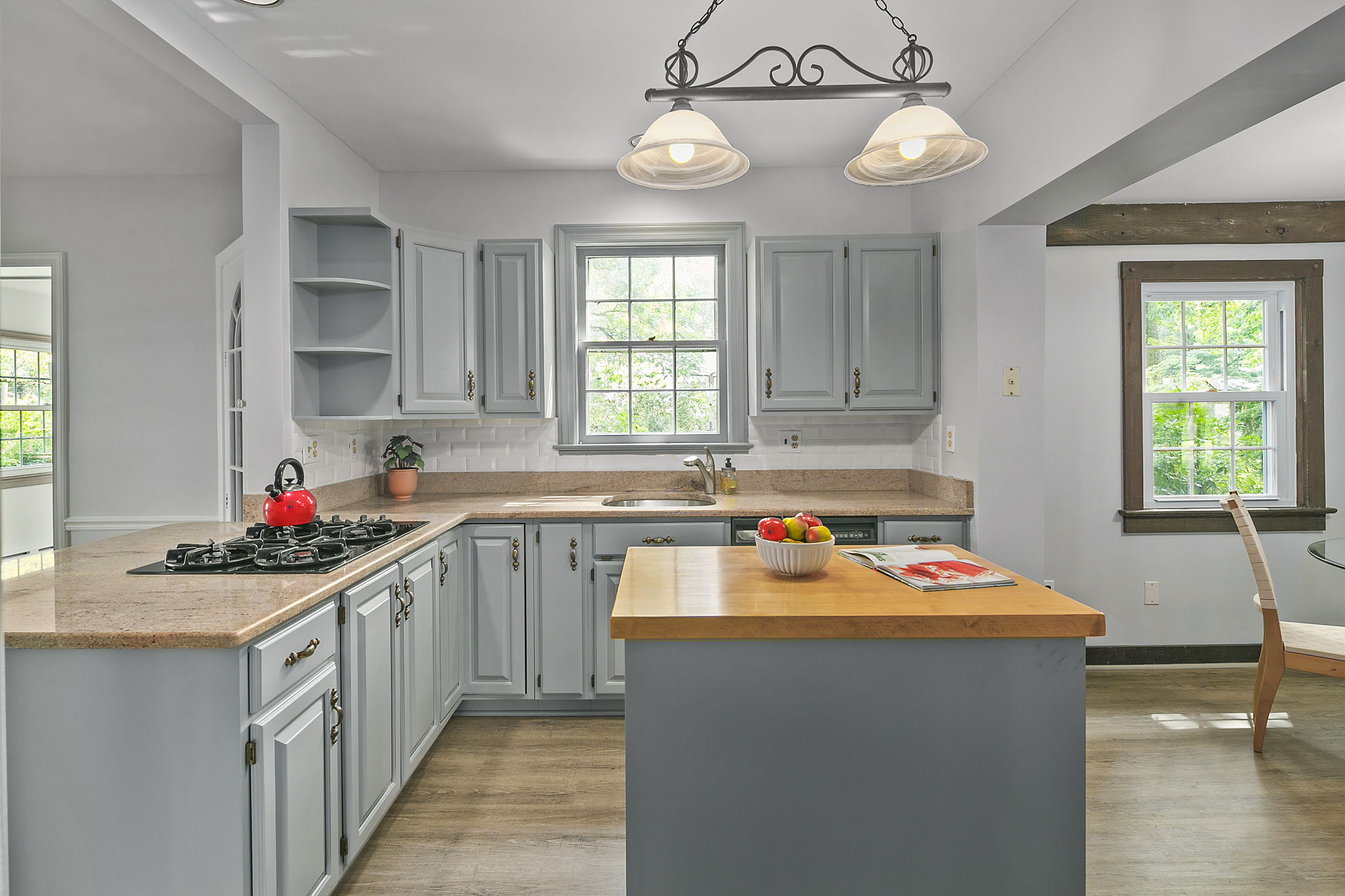 9102 Darnestown Rd, Rockville, MD 20850, US Photo 24
