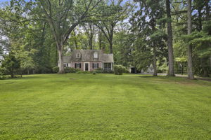 9102 Darnestown Rd, Rockville, MD 20850, US Photo 1
