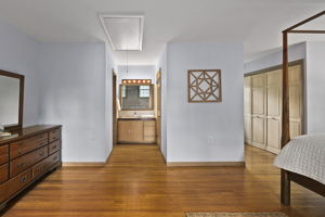 9102 Darnestown Rd, Rockville, MD 20850, US Photo 35