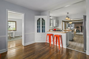 9102 Darnestown Rd, Rockville, MD 20850, US Photo 20