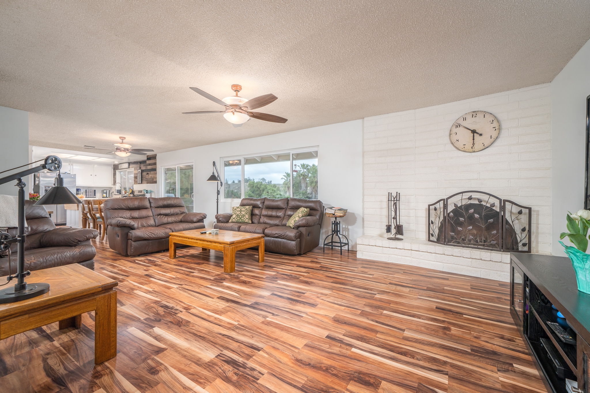 15862 Golden Star Ave, Riverside, CA 92506, US Photo 12