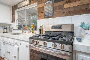 15862 Golden Star Ave, Riverside, CA 92506, US Photo 18
