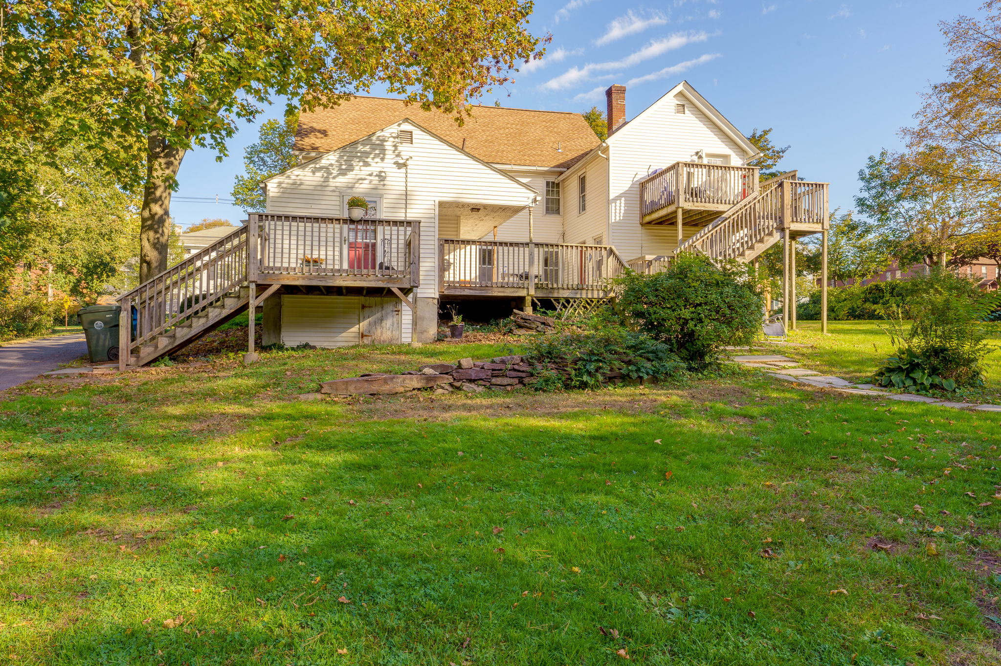 858 Worthington Ridge, Berlin, CT 06037 Ed McCullough Photography