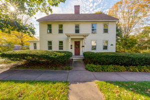 858 Worthington Ridge, Berlin, CT 06037, USA Photo 0