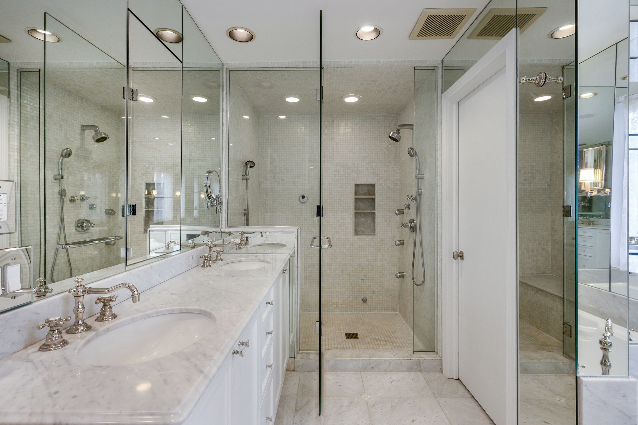 2020 Waldons Ct, West Bloomfield Township, MI 48322, US Photo 33