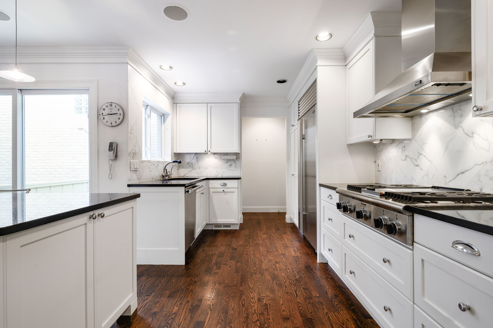 2020 Waldons Ct, West Bloomfield Township, MI 48322, US Photo 21