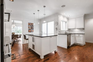 2020 Waldons Ct, West Bloomfield Township, MI 48322, US Photo 19