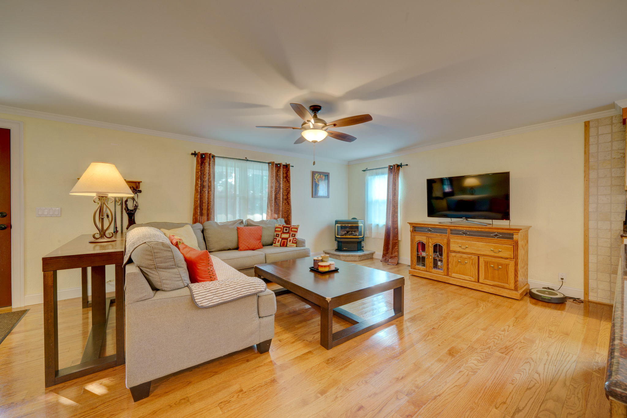 20 Woods Rd, Mansfield Center, CT 06250, USA Photo 15