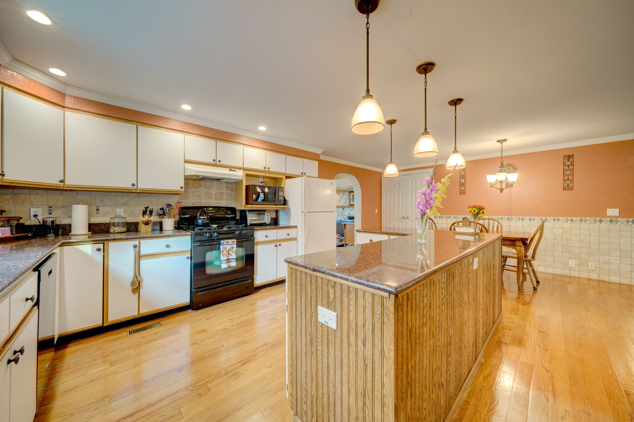 20 Woods Rd, Mansfield Center, CT 06250, USA Photo 24