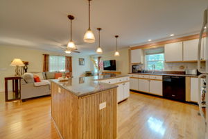 20 Woods Rd, Mansfield Center, CT 06250, USA Photo 24