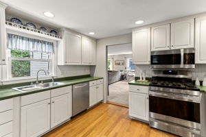 10 Crestview Dr, Exeter, NH 03833, US Photo 19