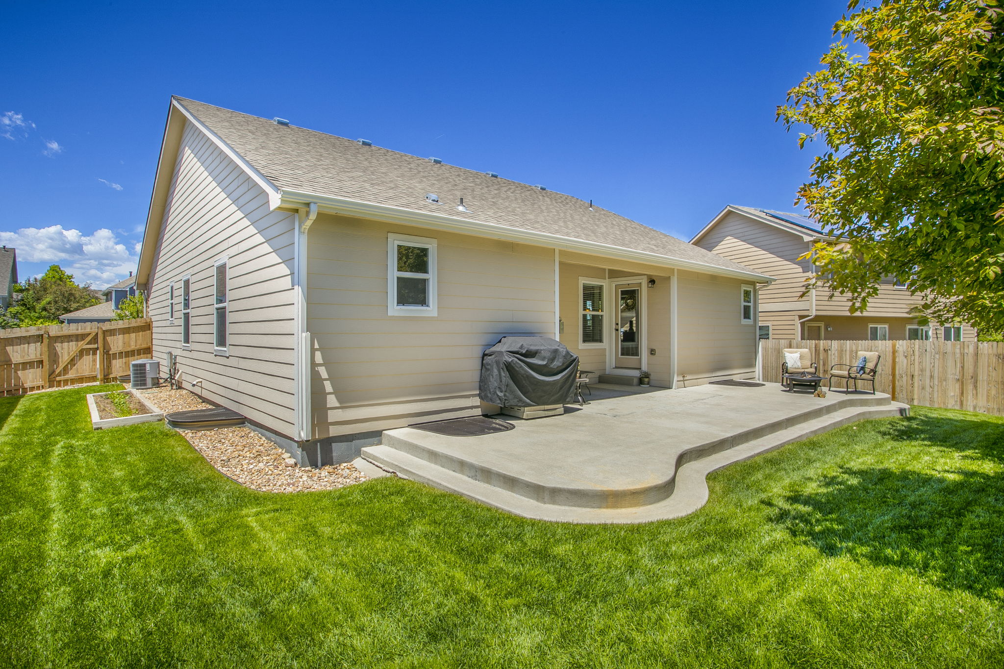 Perfect for Grilling and Lawn Games